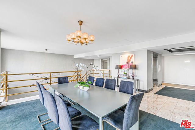 1131 Alta Loma Road 306, West Hollywood, CA 90069