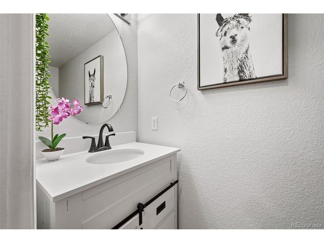 3865 S Rome Way, Aurora, CO 80018