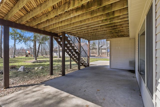 20760 Okinawa Street NE, Cedar, MN 55011