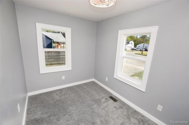 3508 Fern Avenue, Burton, MI 48529