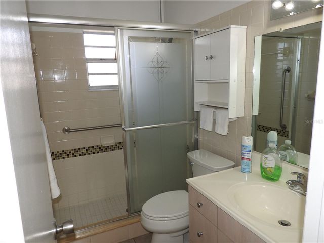 6919 LARMON STREET, Tampa, FL 33634