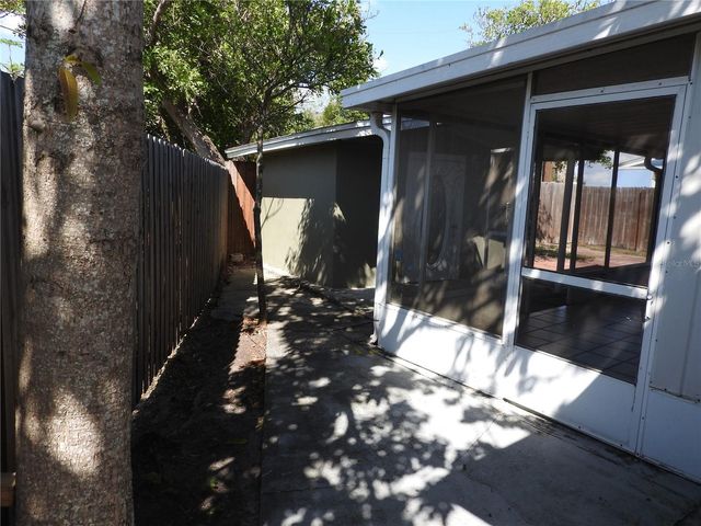 6919 LARMON STREET, Tampa, FL 33634