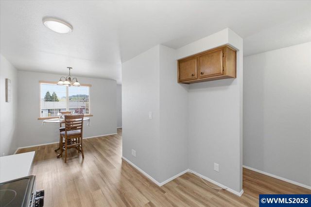 2585 Nautilus Av NW, Salem, OR 97304