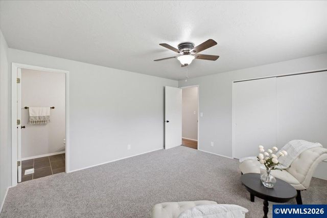 2585 Nautilus Av NW, Salem, OR 97304