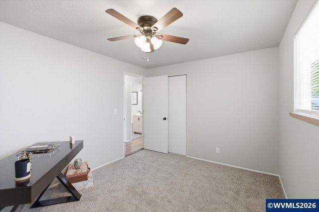 2585 Nautilus Av NW, Salem, OR 97304