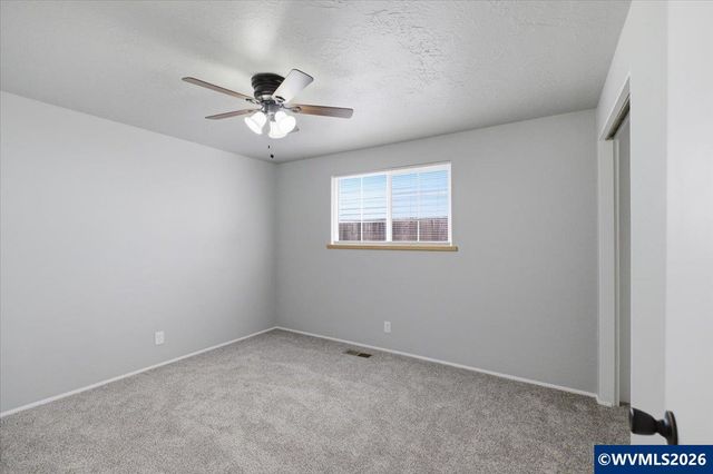 2585 Nautilus Av NW, Salem, OR 97304