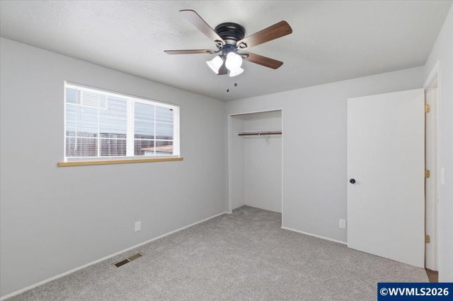 2585 Nautilus Av NW, Salem, OR 97304