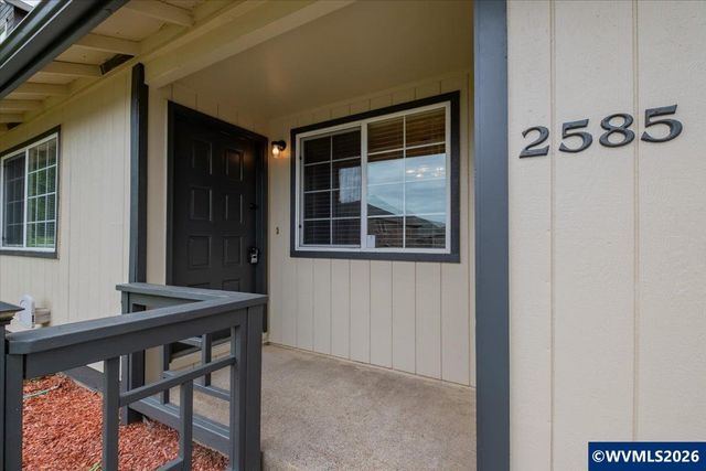 2585 Nautilus Av NW, Salem, OR 97304