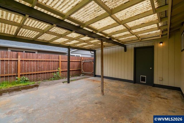 2585 Nautilus Av NW, Salem, OR 97304