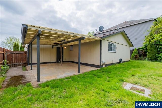 2585 Nautilus Av NW, Salem, OR 97304