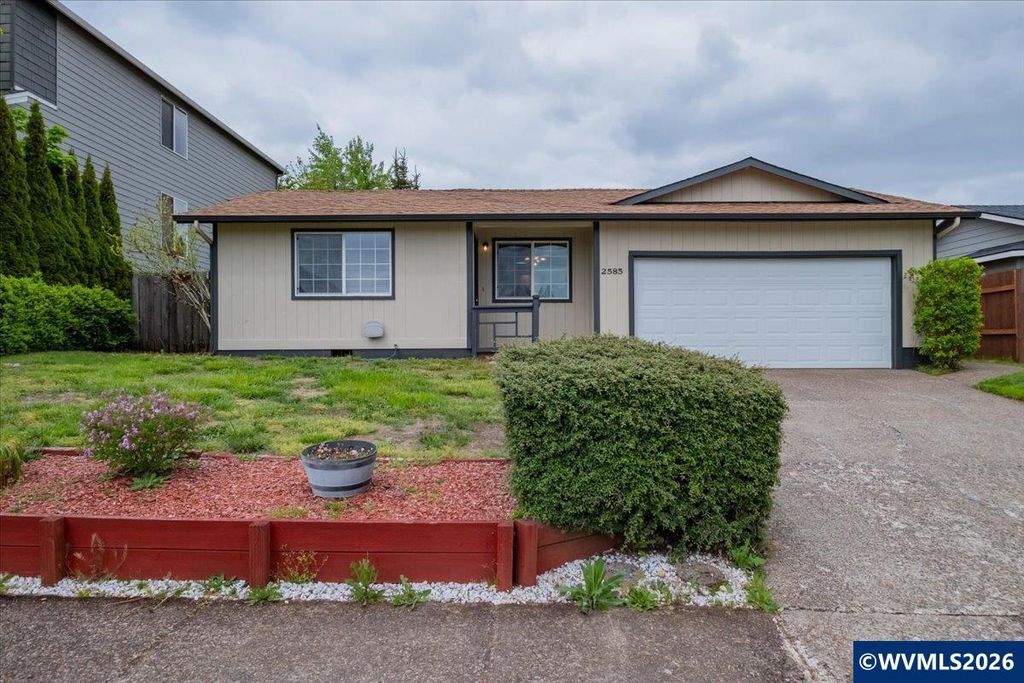 2585 Nautilus Av NW, Salem, OR 97304