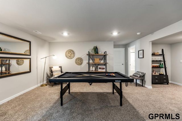 18486 Portal Street, Omaha, NE 68136