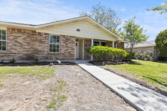 5310 Vagas Drive, Rowlett, TX 75088