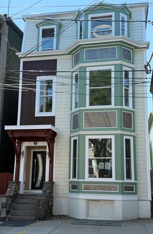 89 Trenton 2, Boston, MA 02128