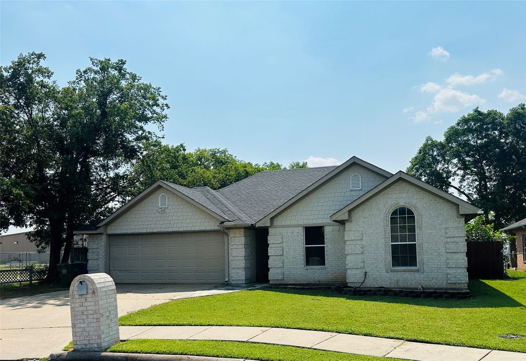 701 Park Place, Whitesboro, TX 76273