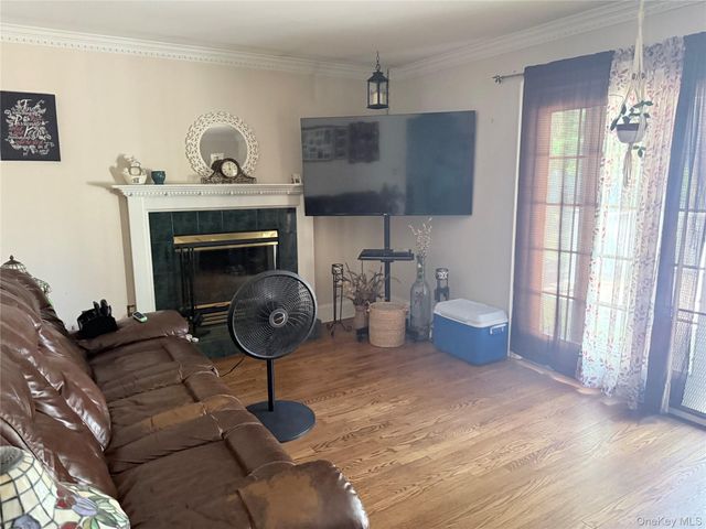 110 Tudor Road, Centereach, NY 11720