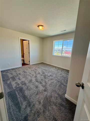 776 N Carrie Court, Watkins, CO 80137