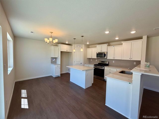 776 N Carrie Court, Watkins, CO 80137