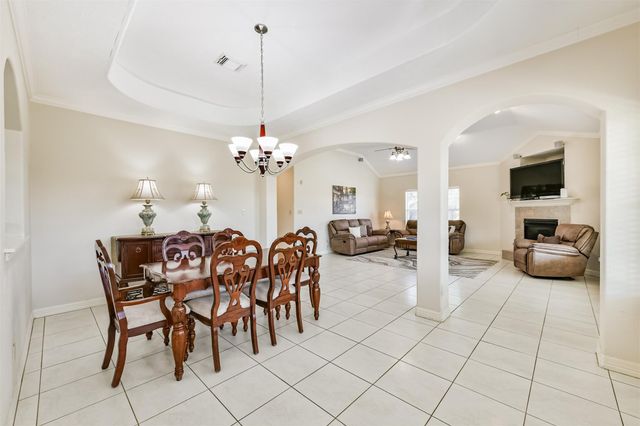 1910 Quinn Road, Pearland, TX 77581