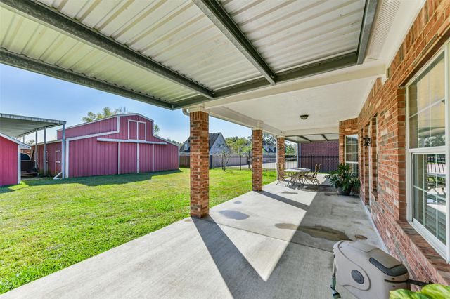 1910 Quinn Road, Pearland, TX 77581