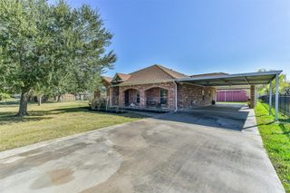 1910 Quinn Road, Pearland, TX 77581