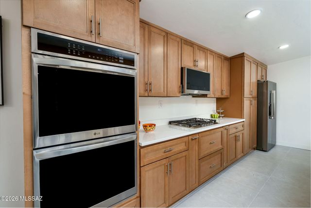 7755 N Arundel Court, Tucson, AZ 85704