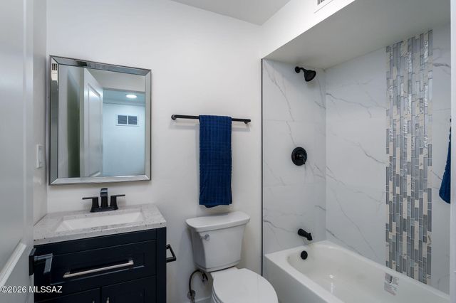 7755 N Arundel Court, Tucson, AZ 85704