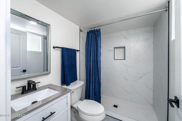 7755 N Arundel Court, Tucson, AZ 85704