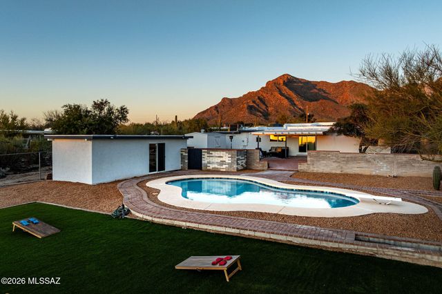 7755 N Arundel Court, Tucson, AZ 85704