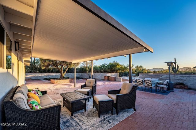 7755 N Arundel Court, Tucson, AZ 85704