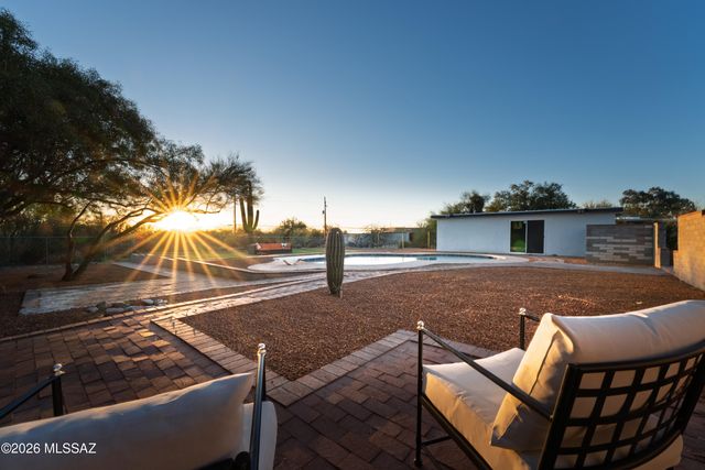 7755 N Arundel Court, Tucson, AZ 85704