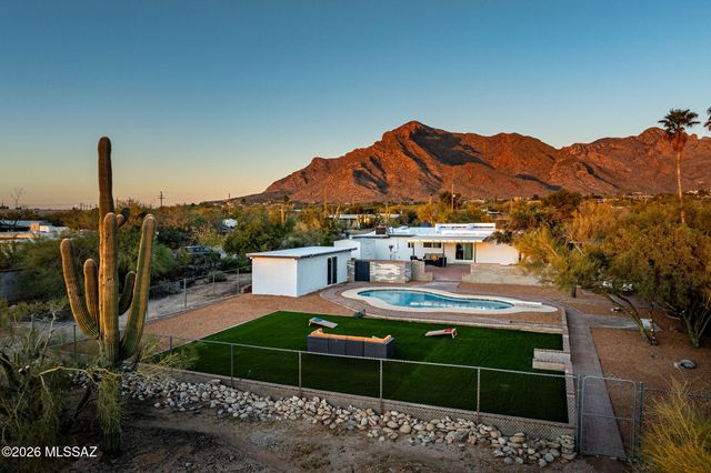 7755 N Arundel Court, Tucson, AZ 85704