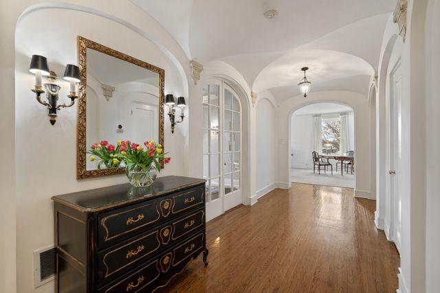 3500 N Lake Shore Drive 3C, Chicago, IL 60657