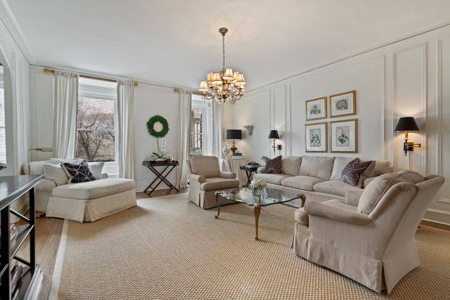 3500 N Lake Shore Drive 3C, Chicago, IL 60657
