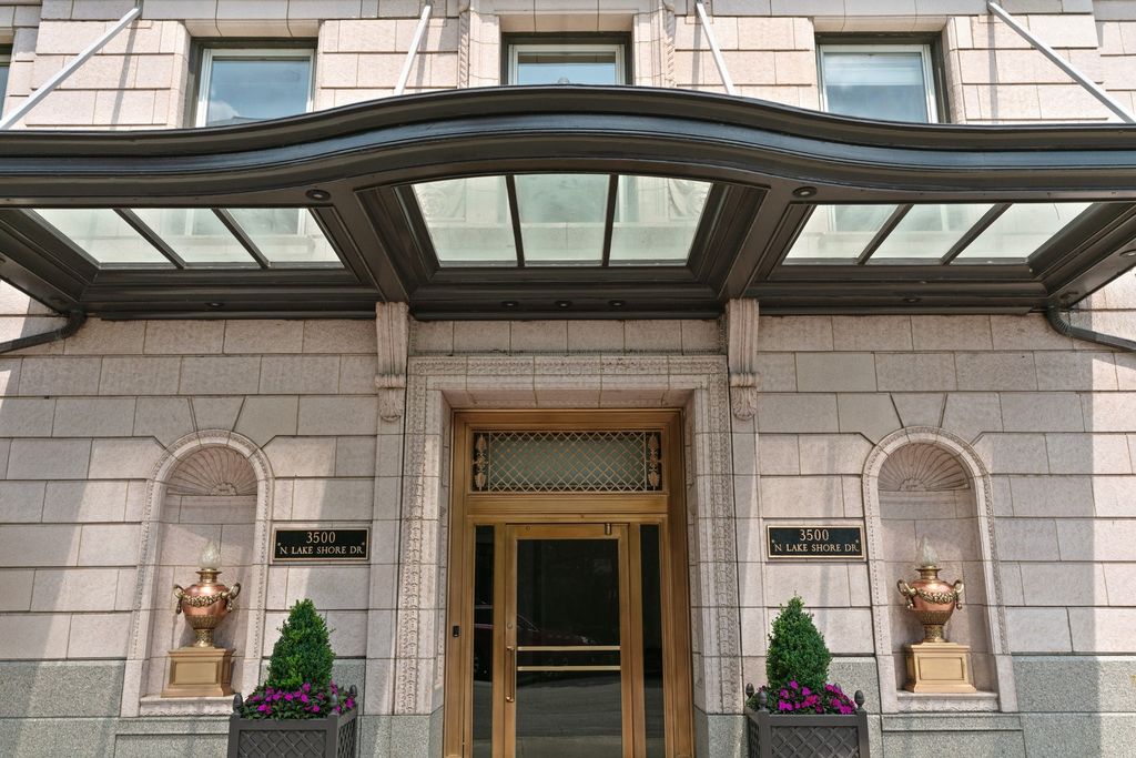 3500 N Lake Shore Drive 3C, Chicago, IL 60657