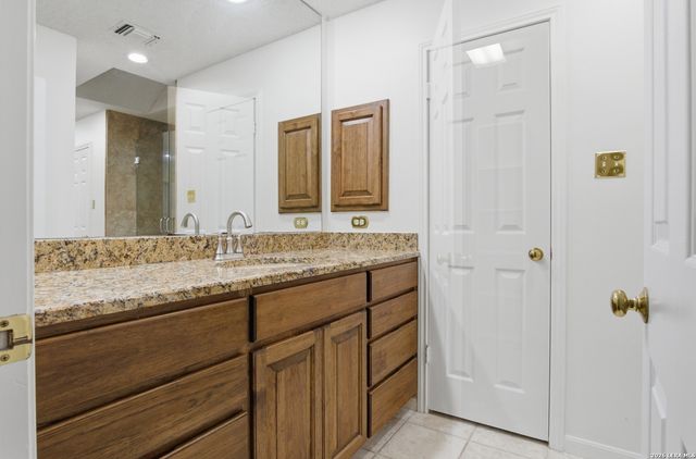 21009 HICKORY BND, Garden Ridge, TX 78266