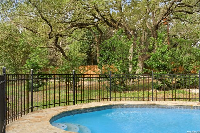 21009 HICKORY BND, Garden Ridge, TX 78266