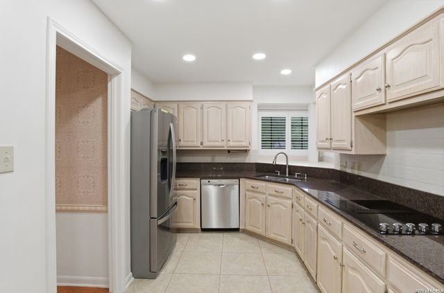 21009 HICKORY BND, Garden Ridge, TX 78266