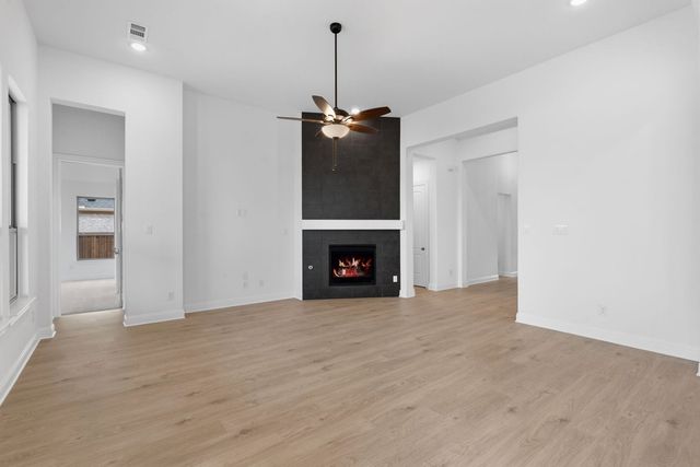 2611 Brazos Drive Drive, Mansfield, TX 76063