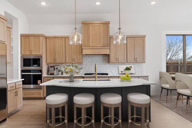 2611 Brazos Drive Drive, Mansfield, TX 76063