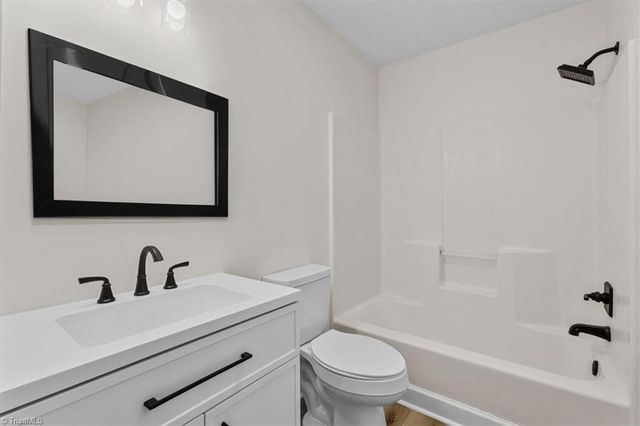 434 John Street, Eden, NC 27288