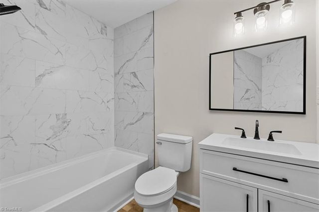 434 John Street, Eden, NC 27288