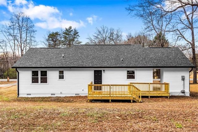 434 John Street, Eden, NC 27288