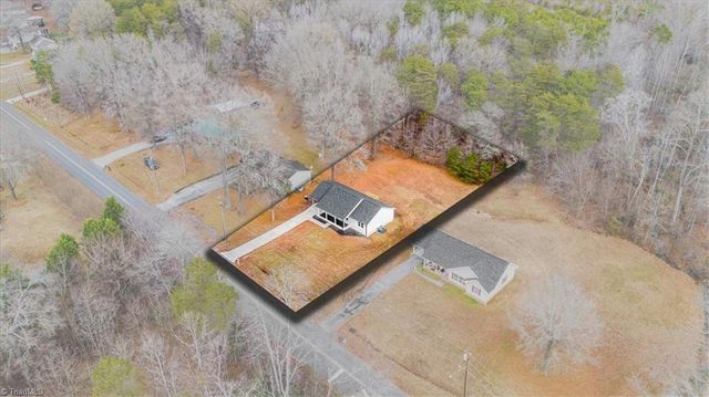 434 John Street, Eden, NC 27288
