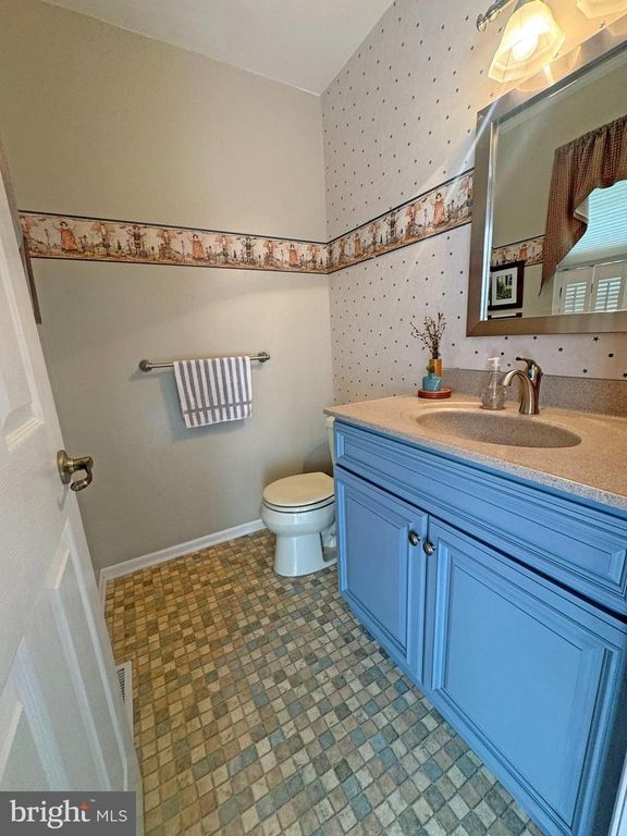 106 HENNING DR, NORTH WALES, PA 19454 — photo 4