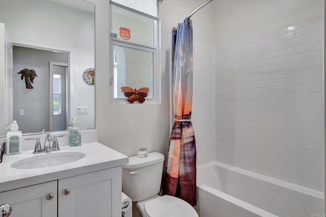 4146 Mission Tree Way, Oceanside, CA 92057