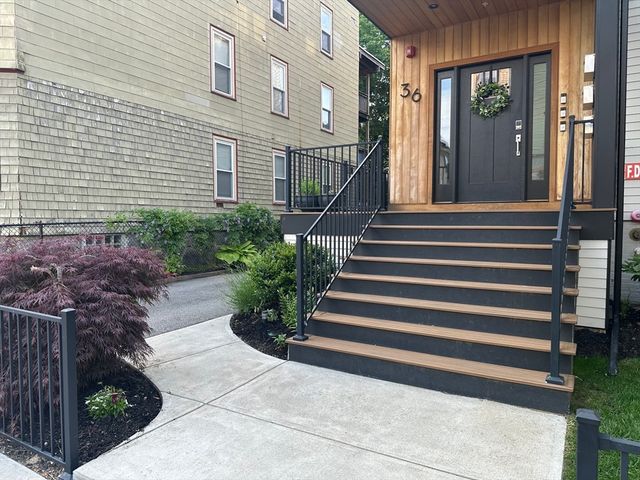 36 Hall St 1, Boston, MA 02130