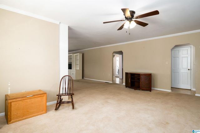 915 PINEWOOD AVENUE, Hueytown, AL 35023