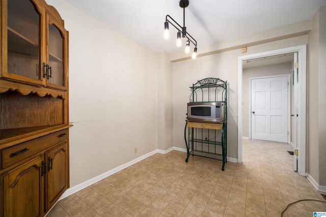 915 PINEWOOD AVENUE, Hueytown, AL 35023