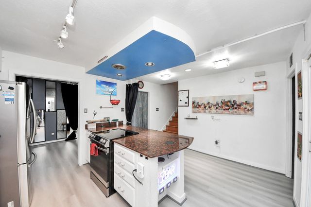 7877 Kendalia Drive, Houston, TX 77036